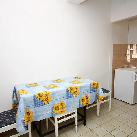 Apartman By The Sea Marina, Trogir - 4850 *