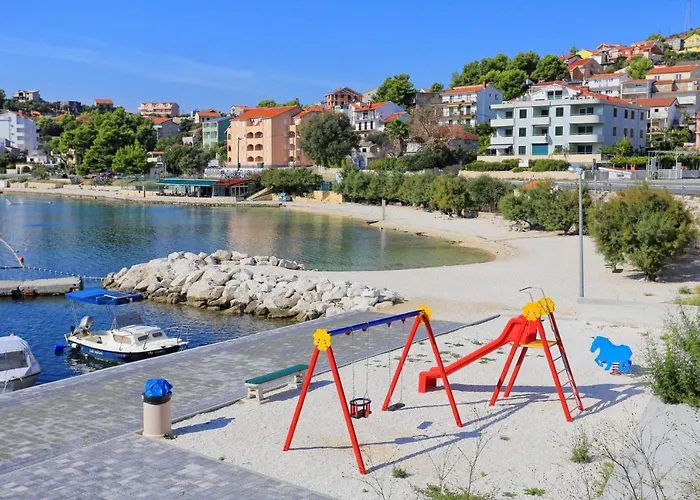 Apartment By The Sea Marina, Trogir - 4850